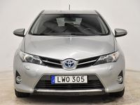 begagnad Toyota Auris Hybrid e-CVT Aut Nav Backkamera S&V 2015, Halvkombi