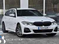 Begagnad BMW 330e M Sport 184 HK (135 kW) 2022 Vit Kombi