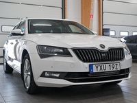 Begagnad Skoda Superb Business Line 190 HK (139 kW) 2019 Vit Kombi