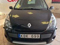 Begagnad Renault Clio R.S. 75 HK (55 kW) 2012 Svartmetalic Halvkombi