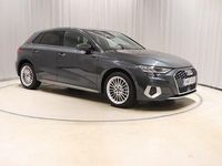 Begagnad Audi A3 Advanced 150 HK (110 kW) 2023 Manhattangrå metallic Sedan