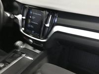 begagnad Volvo V60 D4 Momentum Advanced SE II 2020, Kombi