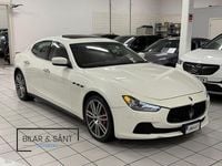 Begagnad Maserati Ghibli 411 HK (302 kW) 2014 Vit Sedan