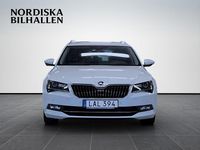Begagnad Skoda Superb Business Line 190 HK (139 kW) 2018 Vit Kombi