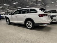 Begagnad Skoda Octavia Scout 150 HK (110 kW) 2022 Vit Kombi