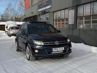 Begagnad VW Tiguan Sportline 177 HK (130 kW) 2014 Mörkblå SUV