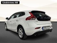 Begagnad Volvo V40 154 HK (113 kW) 2018 Vit Halvkombi