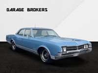 begagnad Oldsmobile Delta 88 Celebrity Sedan 7.0 V8 314hk 1966