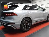 begagnad Audi Q8 TFSI e 60 e quattro S line 462 hk tiptronic