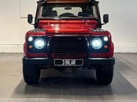 Begagnad Land Rover Defender 122 HK (89 kW) 1999 Mörkröd SUV