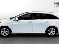 Begagnad Kia Ceed Advance 105 HK (77 kW) 2020 Vit Halvkombi