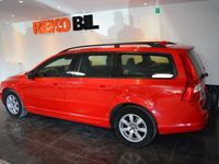 Begagnad Volvo V70 Kinetic 214 HK (157 kW) 2012 Röd Kombi