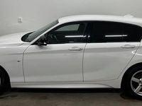 Begagnad BMW 118 M Sport 136 HK (100 kW) 2017 Vit Halvkombi