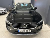 Begagnad Volvo XC60 Momentum 253 HK (186 kW) 2022 Svart SUV