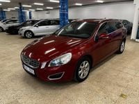 Begagnad Volvo V60 Summum 136 HK (100 kW) 2013 Röd Kombi