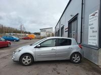 Begagnad Renault Clio R.S. 75 HK (55 kW) 2012 Silver Halvkombi
