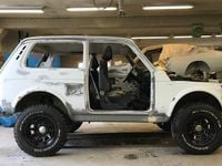 Begagnad Lada niva 82 HK (60 kW) 2005 SUV