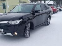 Begagnad Mitsubishi Outlander 150 HK (110 kW) 2014 SUV