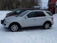 Begagnad Mercedes ML320 224 HK (164 kW) 2006 SUV