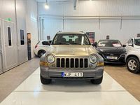 Begagnad Jeep Cherokee 204 HK (150 kW) 2005 Brun SUV