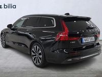Begagnad Volvo V60 Core 355 HK (261 kW) 2023 Svart Kombi