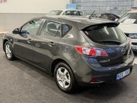 Begagnad Mazda 3 Inclusive 105 HK (77 kW) 2011 Grå Halvkombi