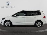 Begagnad VW Touran 150 HK (110 kW) 2016 Vit Minibuss