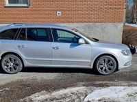 begagnad Skoda Superb Kombi 2.0 TDI 4x4 Euro 5