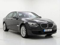 Begagnad BMW 730 M Sport 258 HK (189 kW) 2014 Svart  sophisto grå metallic Sedan