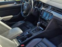 begagnad VW Passat Sportscombi 2.0 TDI SCR BlueMotion 4Motion
