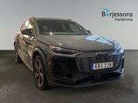Begagnad Audi Q6 e-tron S-Line 289 kW (393 HK) 2024 Grå SUV