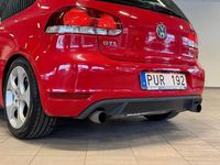 Begagnad VW Golf VI GTI 211 HK (155 kW) 2010 Röd Halvkombi