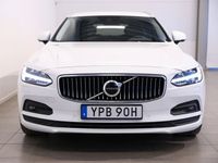 begagnad Volvo V90 B4 FWD Momentum Adv Edt Aut Ljus Drag Backkamera 2021, Kombi