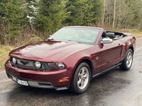 begagnad Ford Mustang GT Convertible 2010, Sportkupé