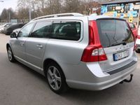 begagnad Volvo V70 2.5T DRIVe Geartronic Summum/Kamremsbytt/Dragkrok