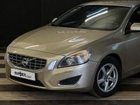 Begagnad Volvo S60 Momentum 203 HK (149 kW) 2010 Ljusbrun Sedan