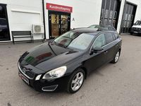 Begagnad Volvo V60 Momentum 116 HK (85 kW) 2012 Svart Kombi
