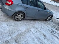 Begagnad BMW 118 129 HK (94 kW) 2006 Halvkombi