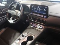 begagnad Hyundai Kona Advance 64 kWh 204hk - Carplay, Värmare