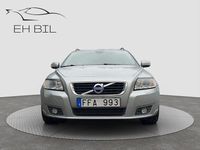 Begagnad Volvo V50 Momentum 116 HK (85 kW) 2012 Silver Kombi