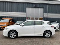 begagnad Lexus CT200h 1.8 CVT Euro 5 Motorvärmare Backkamera