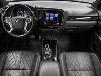 Begagnad Mitsubishi Outlander P-HEV 135 HK (99 kW) 2019 Grå SUV