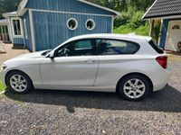 begagnad BMW 118 d 3-dörrars Steptronic Sport line Euro 5