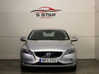 Begagnad Volvo V40 Momentum 116 HK (85 kW) 2015 Silver Halvkombi