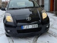 Begagnad Toyota Yaris 99 HK (72 kW) 2011 Halvkombi