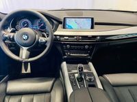 begagnad BMW X5 30d xDrive M-Sport Innovation Panorama Värmare Drag