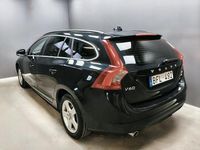 Begagnad Volvo V60 Momentum 205 HK (150 kW) 2013 Svart Kombi