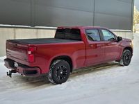 Begagnad Chevrolet Silverado 282 HK (207 kW) 2021 Röd Sedan