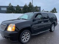 begagnad GMC Yukon Chevrolet Suburban Denali XL 6.2 V8 4WD 2007, SUV