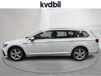 Begagnad VW Passat GTE 218 HK (160 kW) 2023 Vit Kombi
